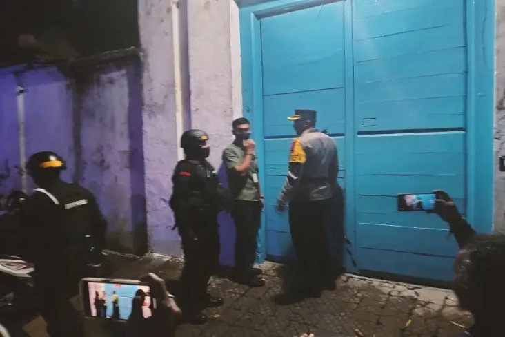 Keraton Solo Dijaga...