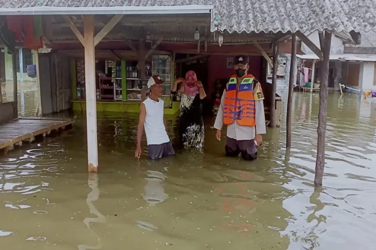 1.569 Warga Muaragembong...