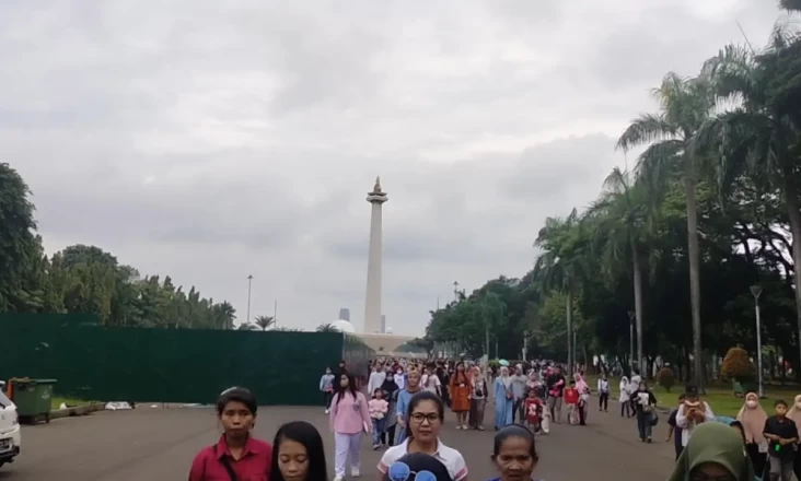 Liburan Natal, Ribuan...