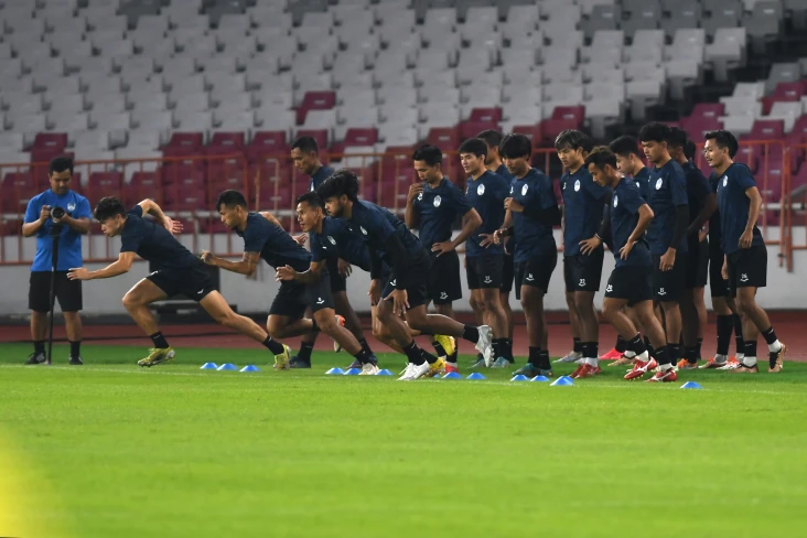 3 Tim Kuda Hitam di...