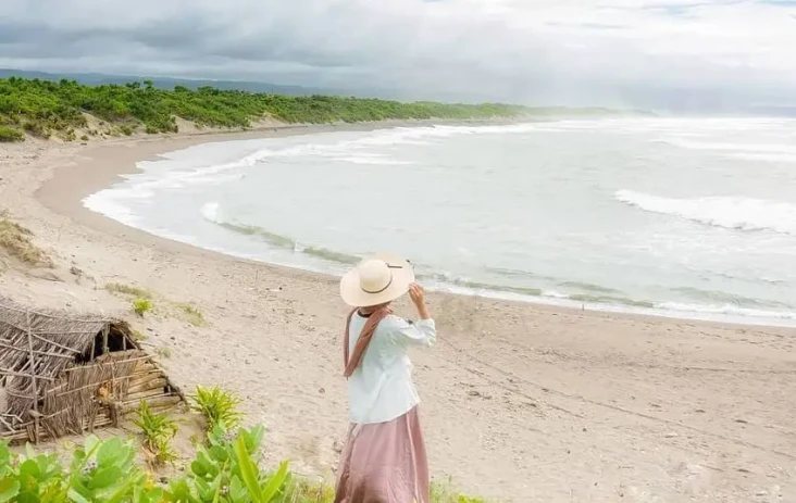 Indahnya Pantai Sayang...