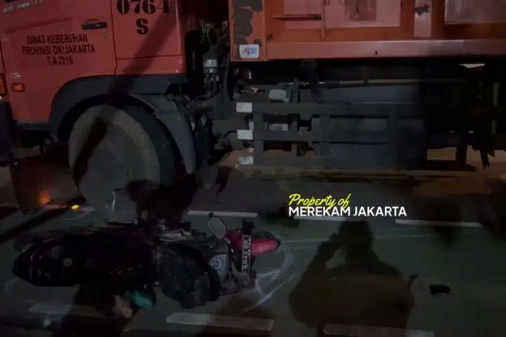 Diduga Rem Blong, Truk...