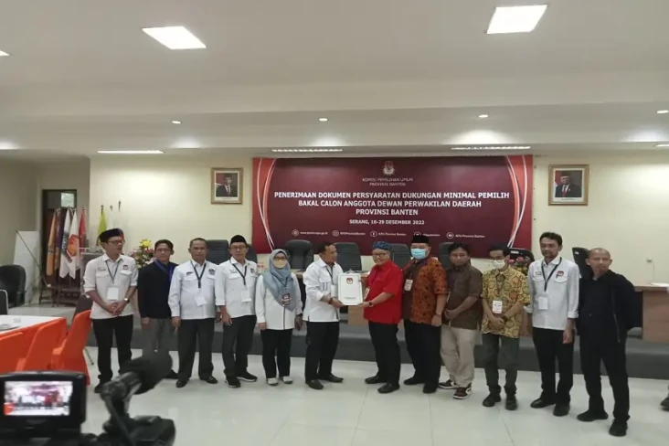 Ananta Wahana Serahkan...