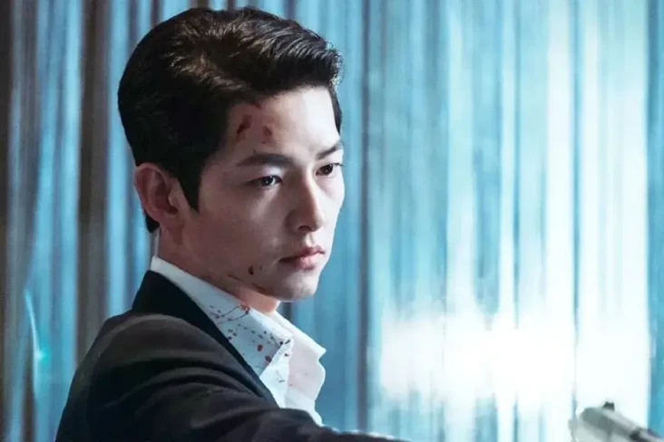 Song Joong Ki Pacaran...