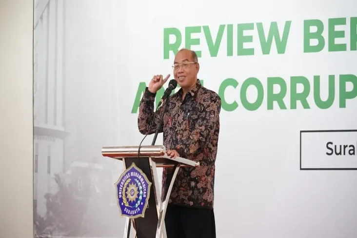 Rektor Unmuh Surabaya...