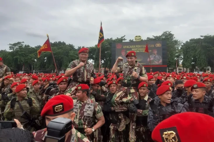 Panglima TNI dan Kapolri...