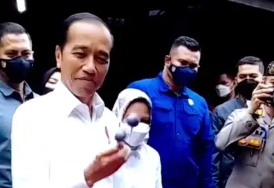 Momen Presiden Jokowi...