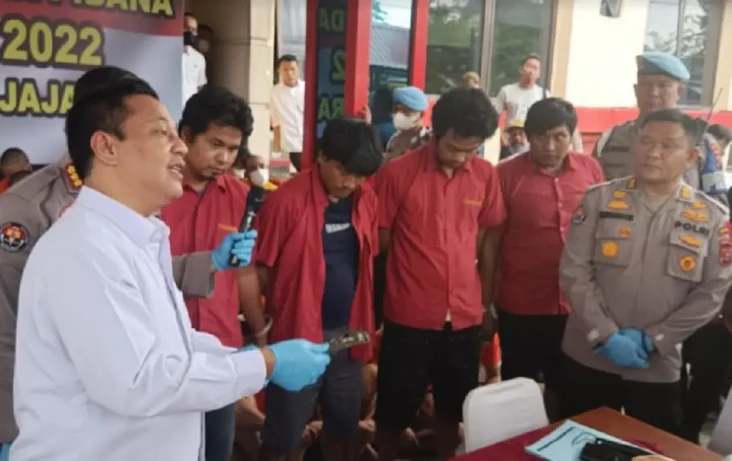 Polda Sumut Tangkap...