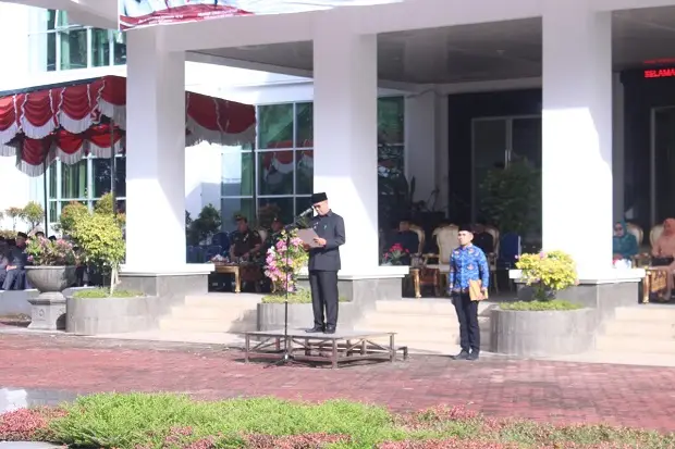 Bupati Sampaikan Pesan...