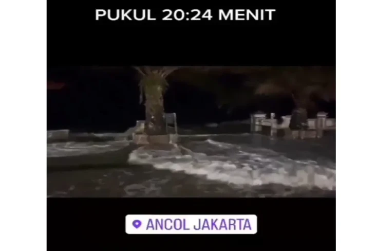 Viral Video Air Laut...