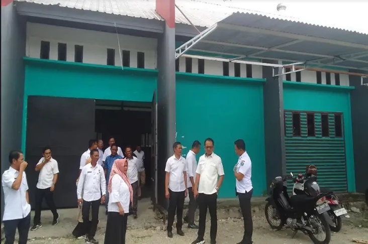 2 Gedung Pelatihan di...