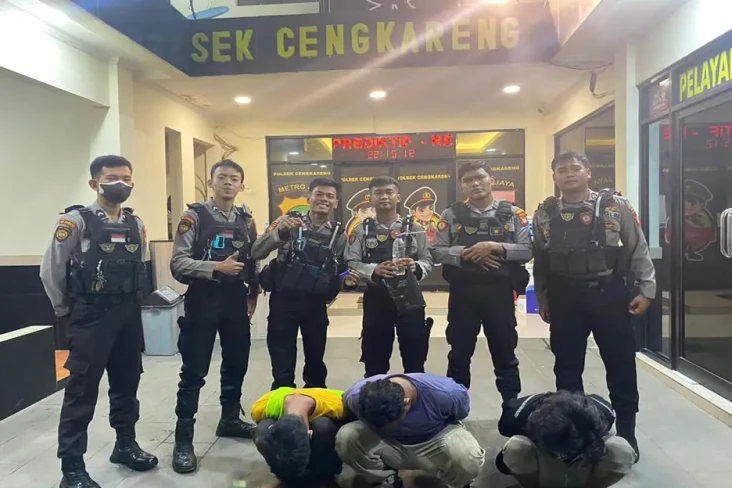 Nyabu di Bawah Jembatan...