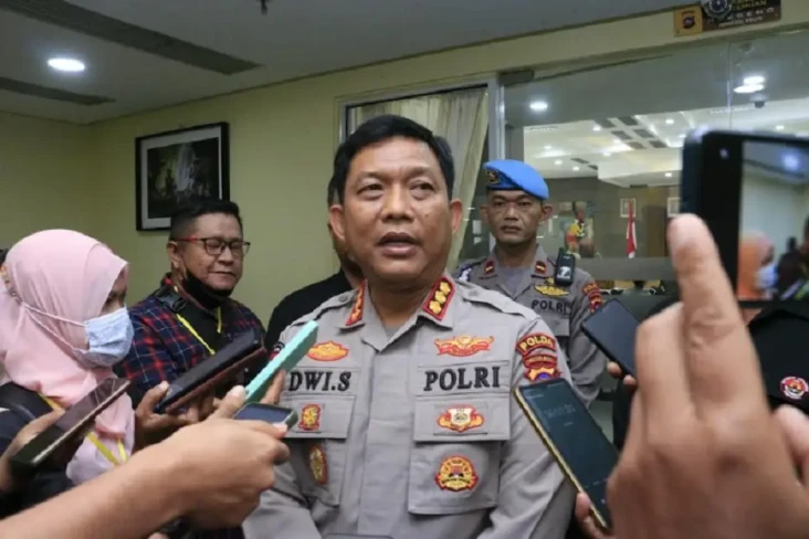 Malam Tahun Baru, Polda...