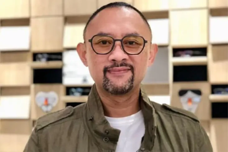 Seruni Purnamasari Istri...