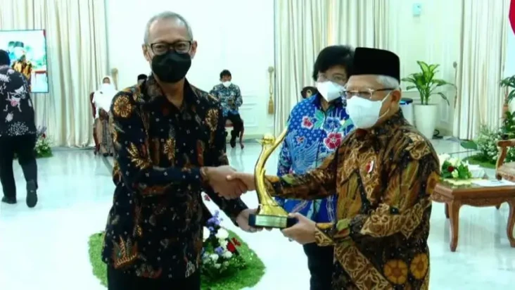 Integrasikan ESG dalam...