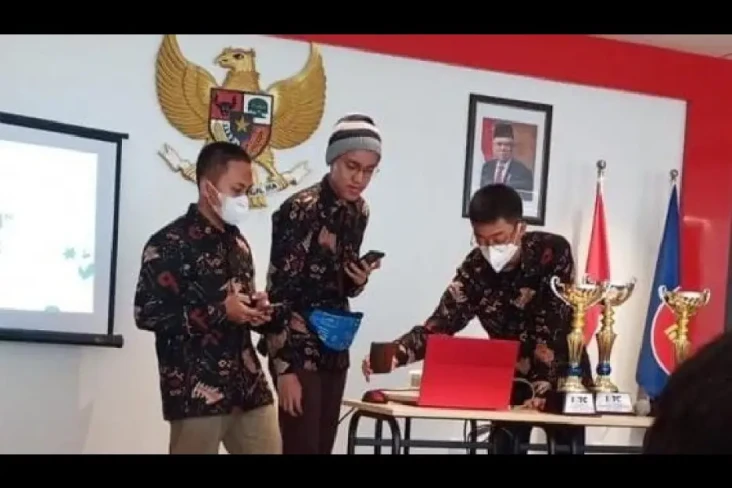 Siswa MAN 2 Kota Makassar...