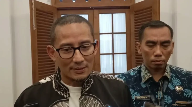 Diisukan Pindah Partai,...