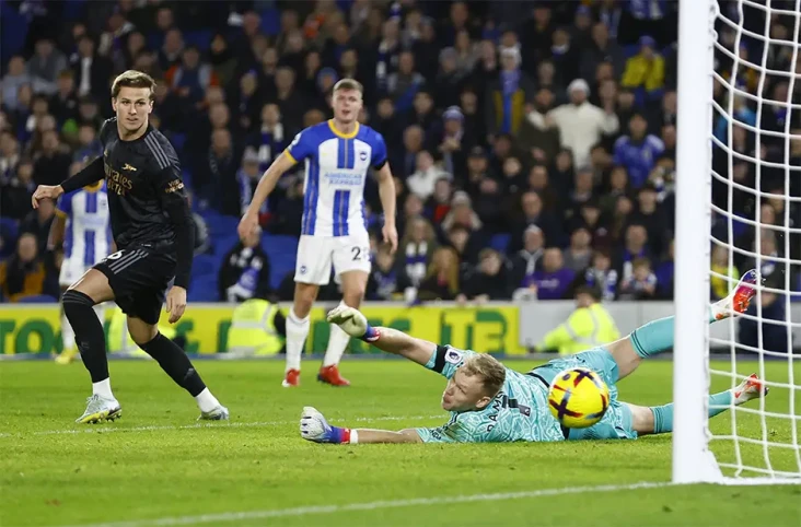 Hasil Brighton vs Arsenal:...