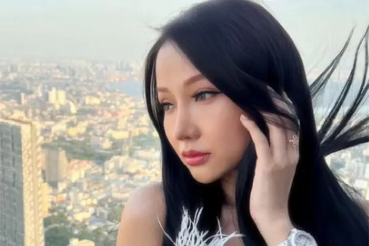 Lucinta Luna Pose Mesra...
