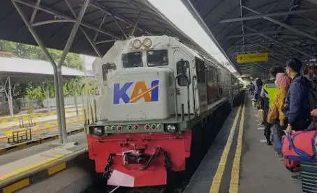 Imbas Banjir Semarang,...