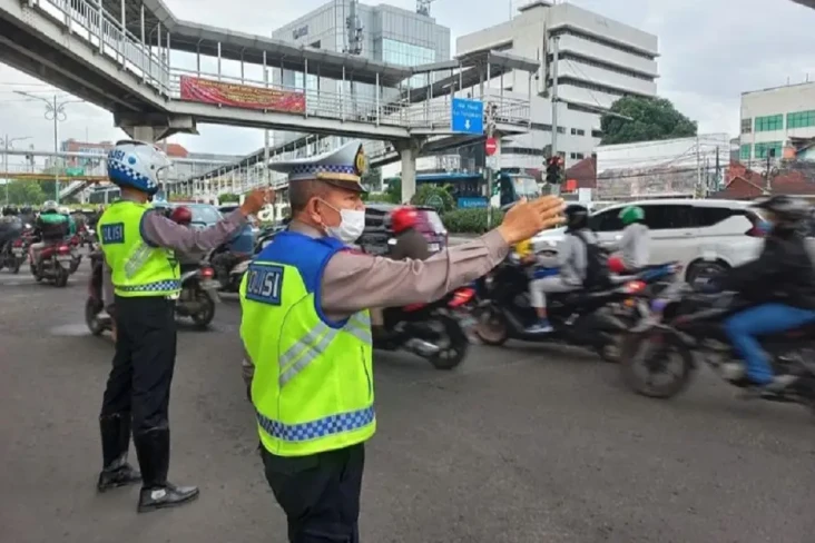 Usai Libur Nataru, Lalin...