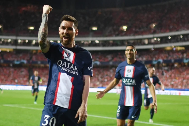 Lionel Messi Sepakat...