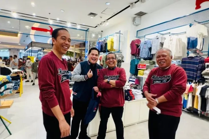 Jokowi dan 3 Menteri...