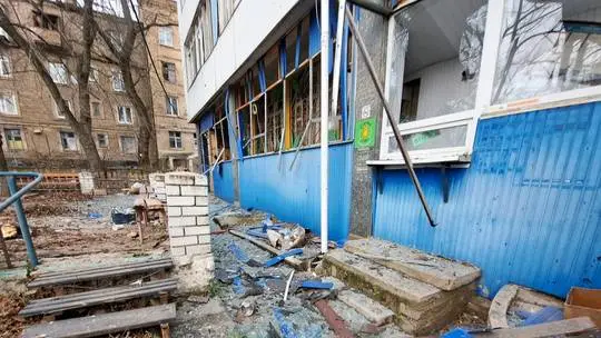Pasukan Ukraina Tembakkan...