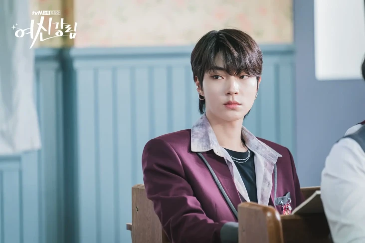 5 Karakter Sad Boy dalam...