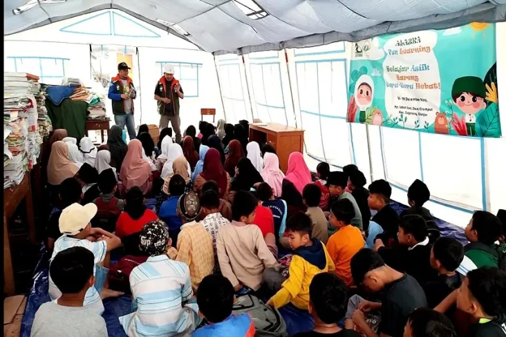 Peduli Korban Gempa...
