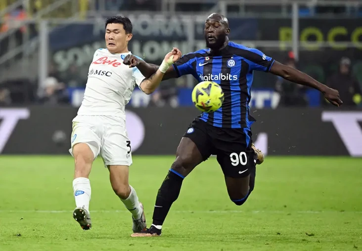 Hasil Inter Milan vs...