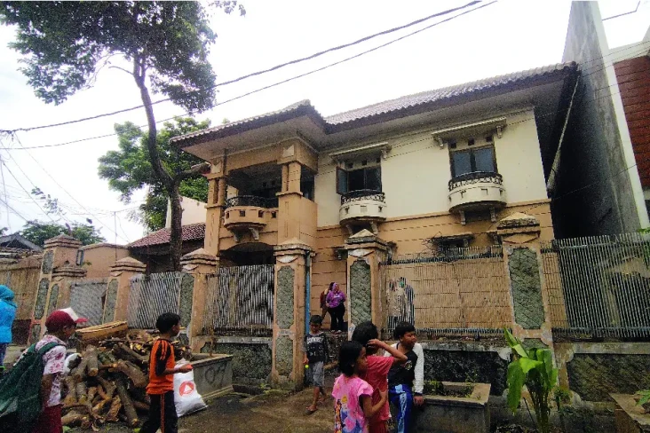 Viral Rumah Mewah Terbengkalai...
