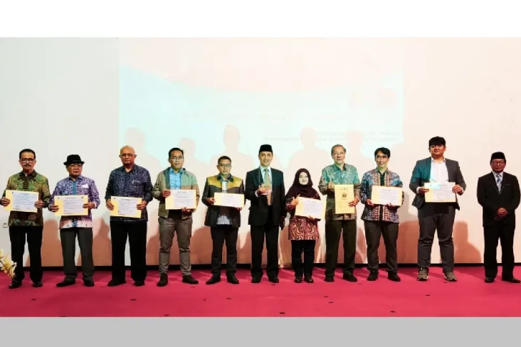 Jawab Tantangan Teknologi,...