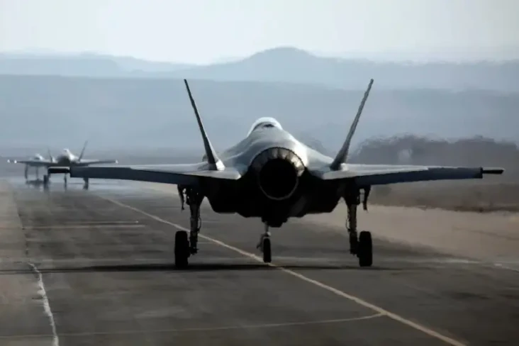 Jet Tempur Siluman F-35...