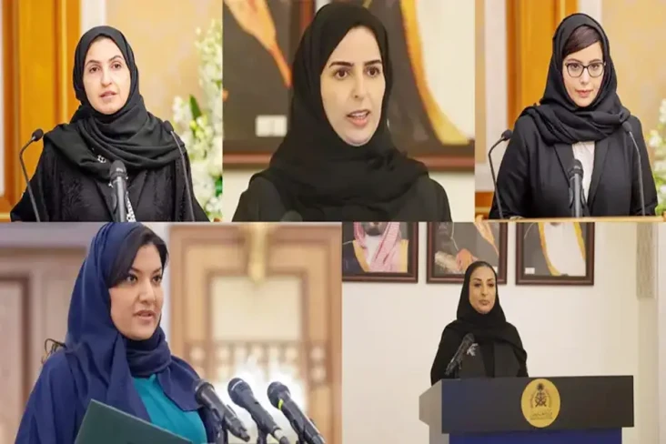 5 Perempuan Cantik Ini...