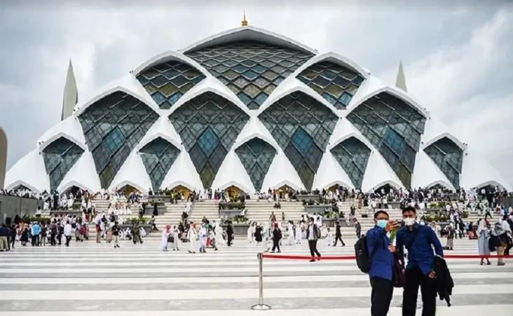 9 Masjid Rancangan Ridwan...