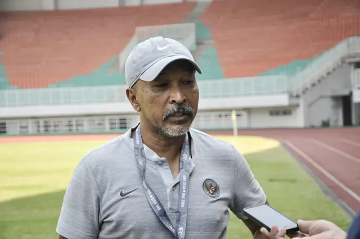 Fakhri Husaini Bagikan...