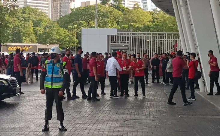 Jokowi Nonton Langsung...