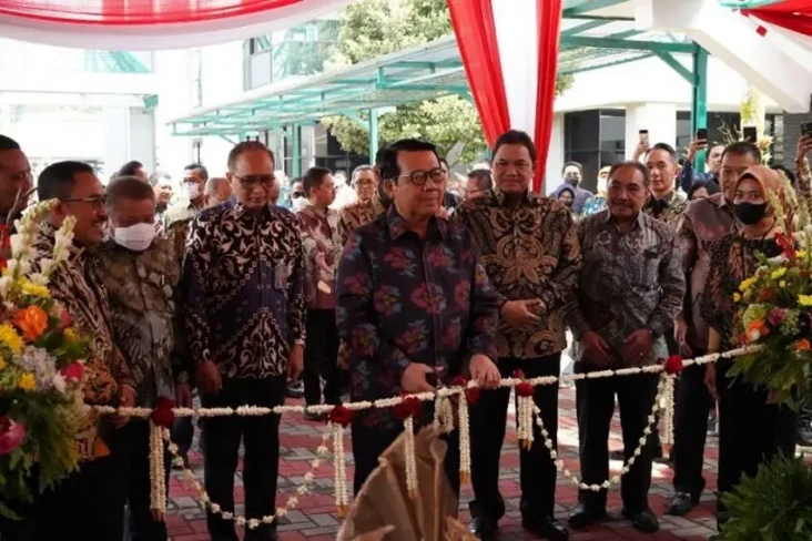 Tingkatkan Kompentensi...