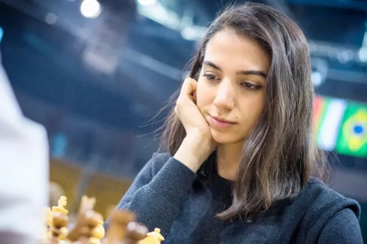 Profil Sara Khadem,...