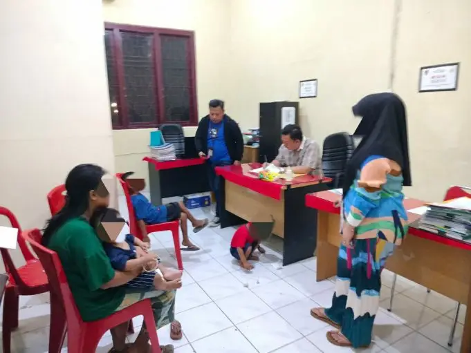 Viral, Ibu Kandung Siksa...