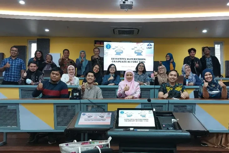 Dosen Senior Malaysia...