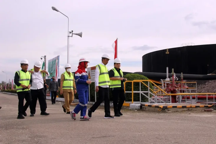 Jokowi Minta Pertamina...