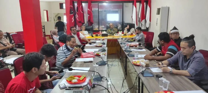 PDIP Sulsel Kerahkan...