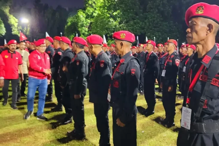 Satgas Cakra Buana Gembleng...