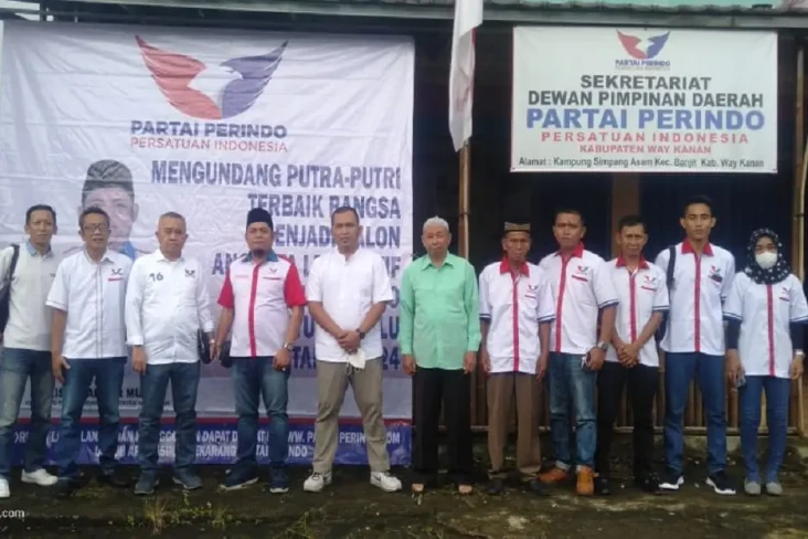 Diguyur Hujan Lebat,...