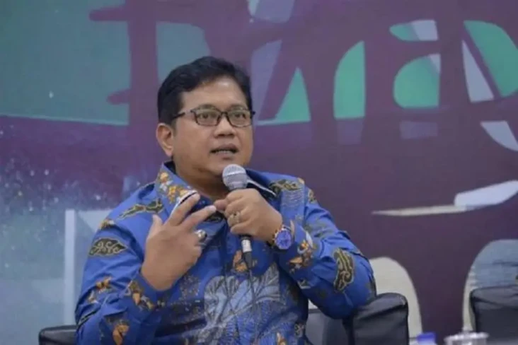 Jelang Reshuffle Kabinet,...