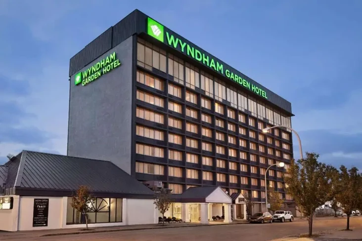 3 Rekomendasi Hotel...