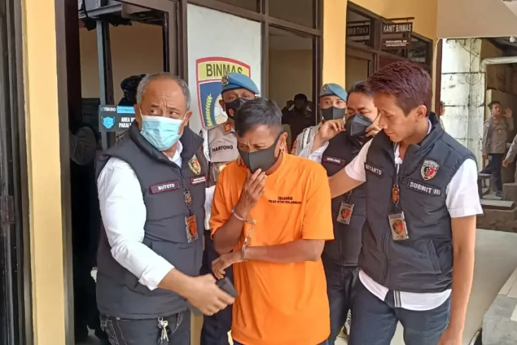 Pelaku Pembakaran Mantan...