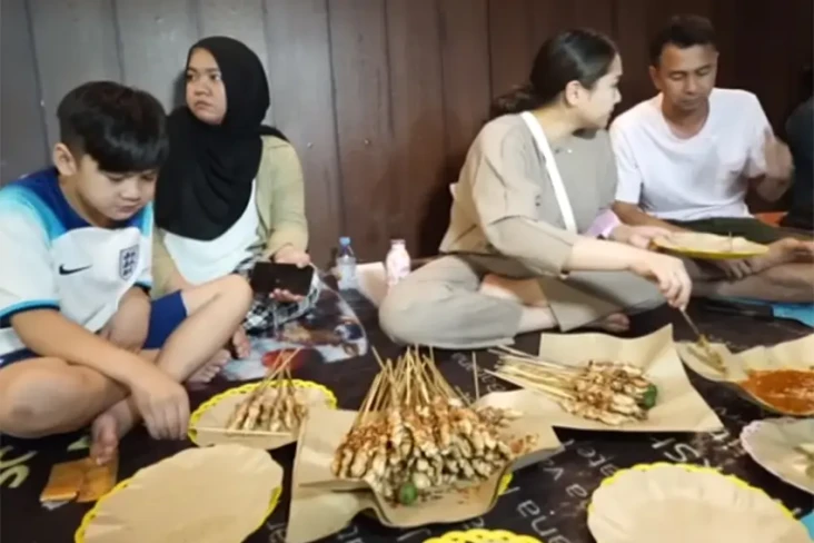 Raffi Ahmad Ajak Keluarga...